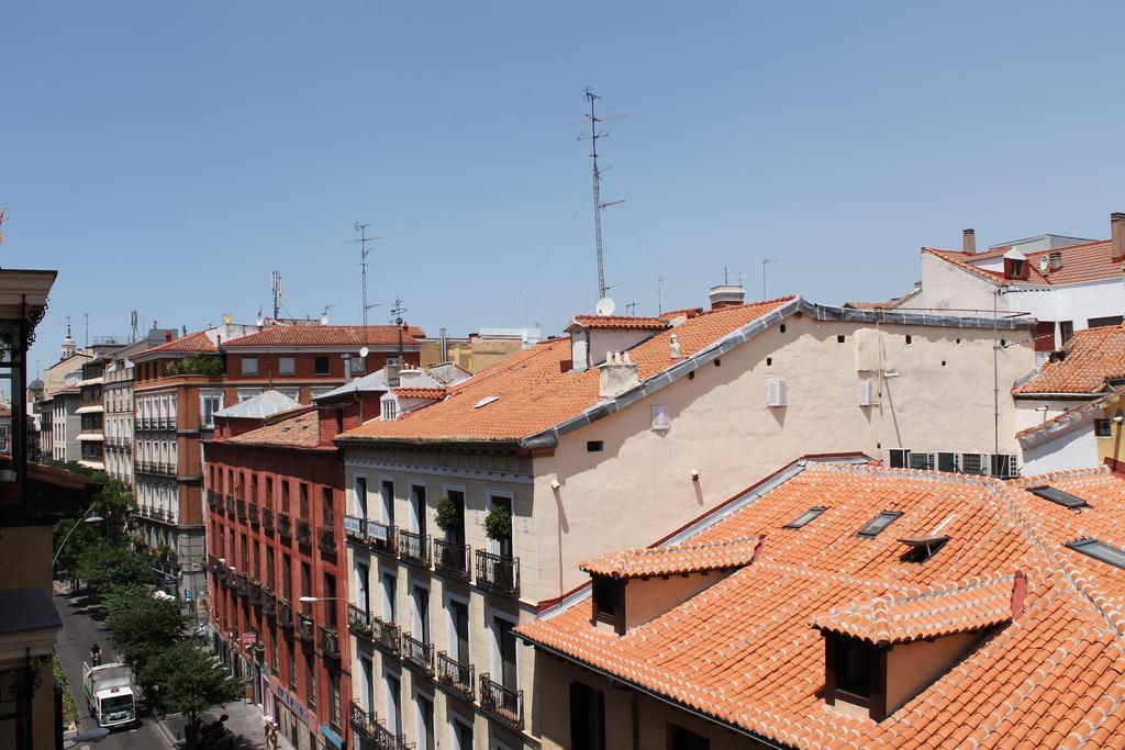 Hostal Graciela Madrid Luaran gambar