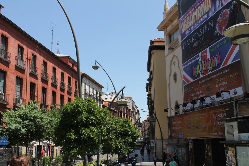 Hostal Graciela Madrid Luaran gambar
